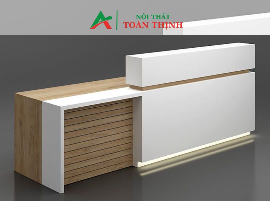 BÀN LỄ TÂN LT001